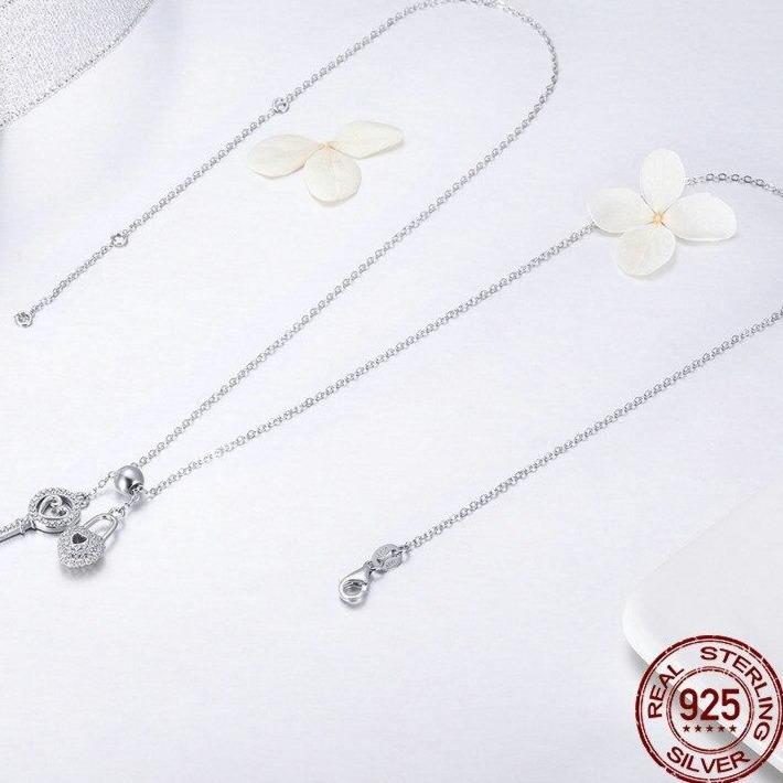 Luxury Silver The Key of Heart Lock Pendant Necklace - the jewellery house