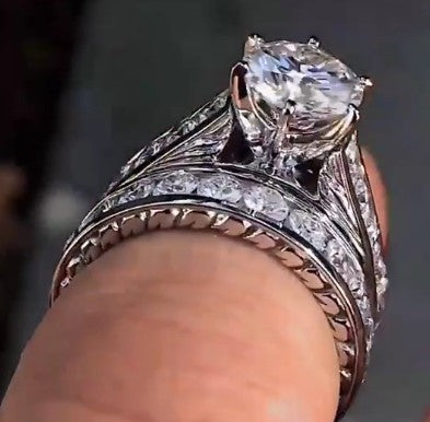 Platinum-plated zircon-plated couple ring