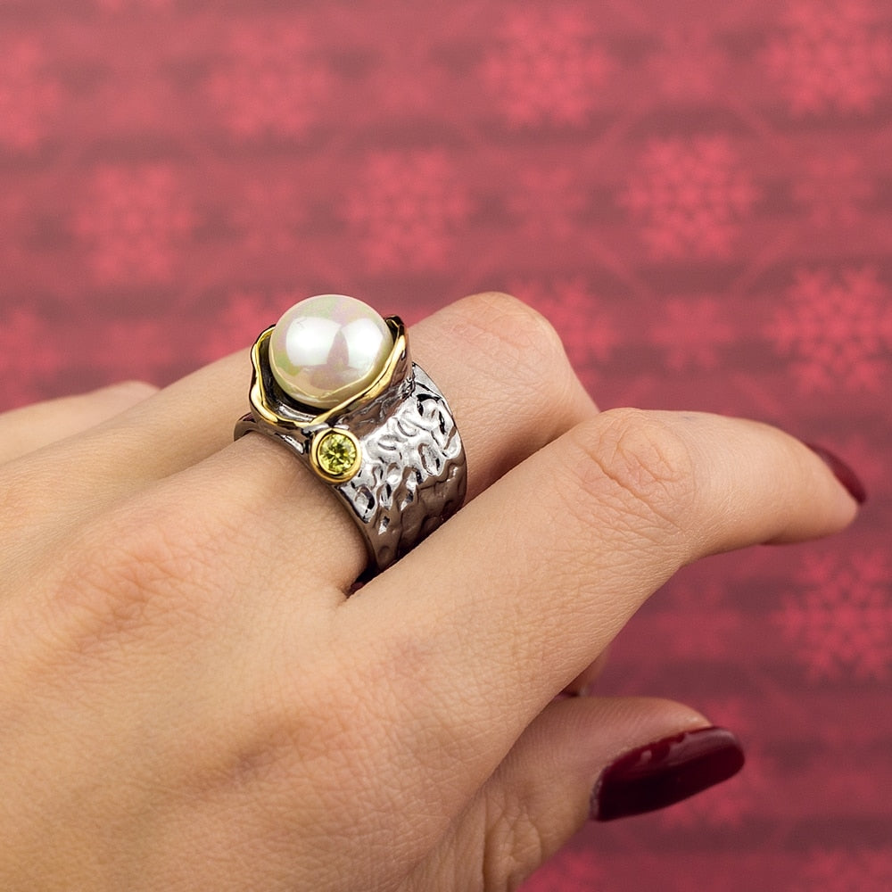 The Hot Wedding Pearl Ring - the jewellery house