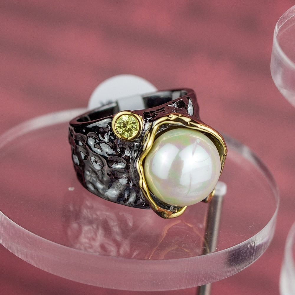 The Hot Wedding Pearl Ring - the jewellery house