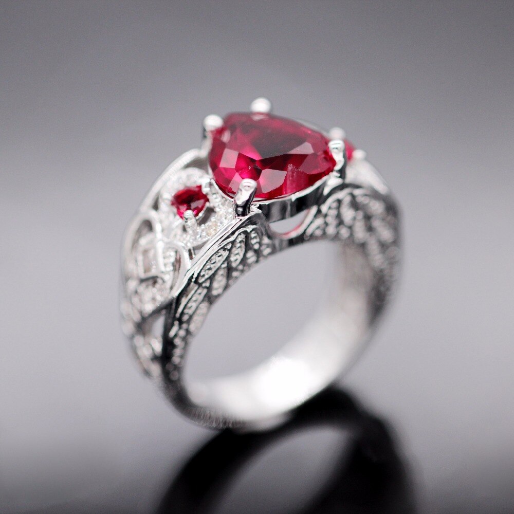 The Red Heart Wedding Rings - the jewellery house