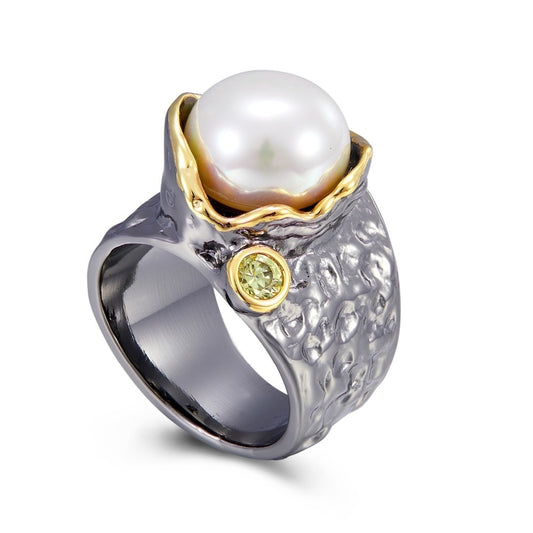 The Hot Wedding Pearl Ring - the jewellery house